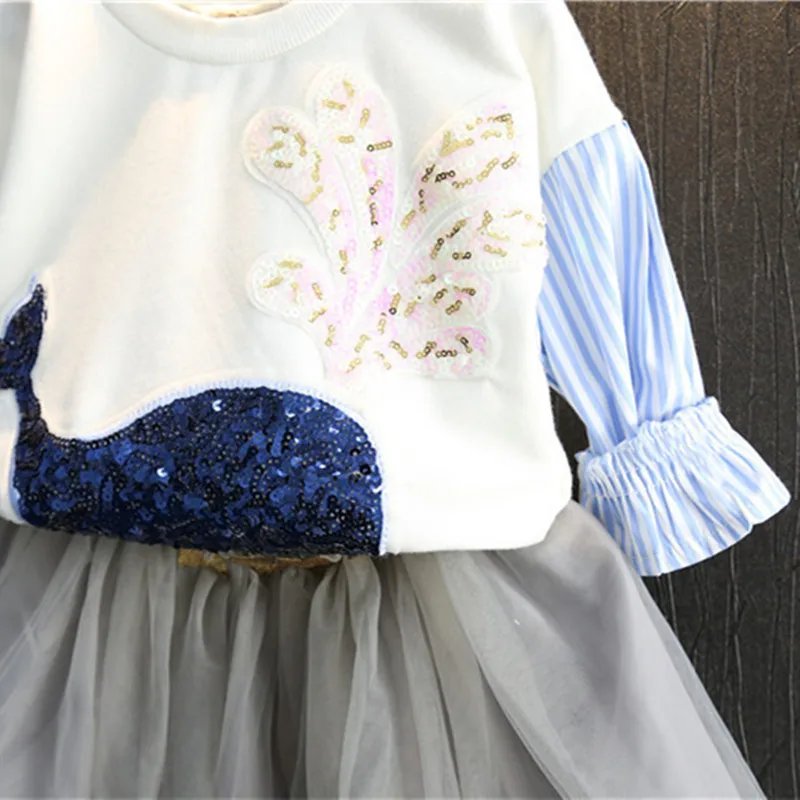 Baby Girls Long Sleeve Top 2016 Autumn Whale Sequins Striped Patchwork Sweatshirt Top Korean Children Clothing Kids Tshirt 2-7Y Baby Girls Long Sleeve Top 2016 Autumn Whale Sequins Striped Patchwork Sweatshirt Top Korean Children Clothing Kids Tshirt 2-7Y