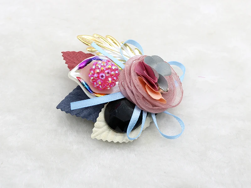 Fashion handmade fabric flower brooch acrylic Leather bottom brooches woman jewelry bride wedding corsage clothes accessories