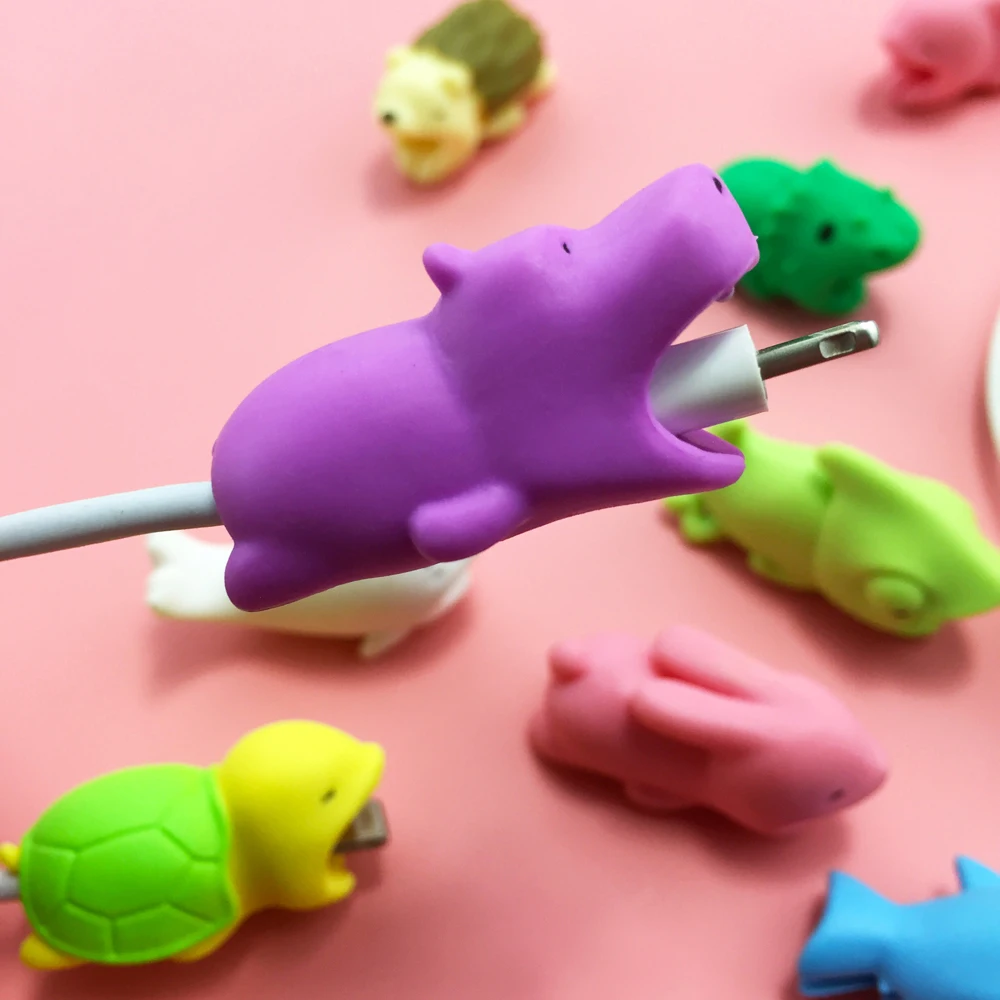 

Dropshipping 1pcs Cable Chompers Animal Protectors