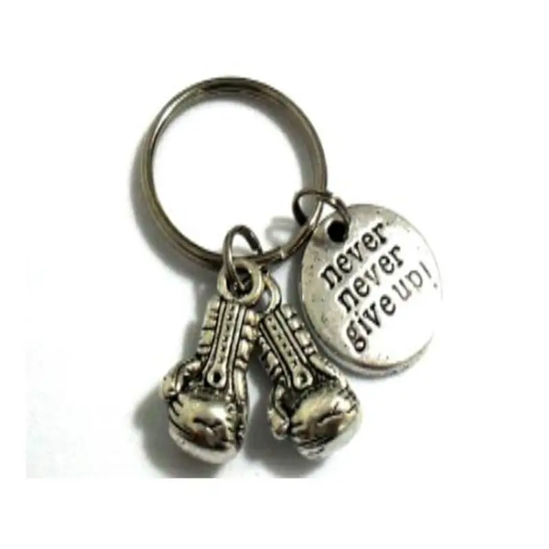 

Never Give Up Boxing Glove Keychain For Keys Car Bag Charm Key Ring Handbag Couple Key Chains Vintage Silver Accessories Keys