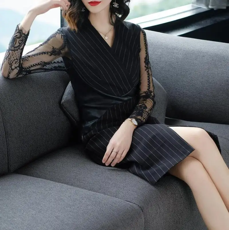 2018 New Spring Plus size   stripe  Lace   Net yarn  Long sleevesr Dress   Black Sexy  Party Texture Clothes Garment Dress