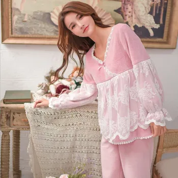 

Japan style lace sweet Pajamas female flannel thicken winter new princess tops + pants 2 Pieces sets v-neck home clothes gx1397