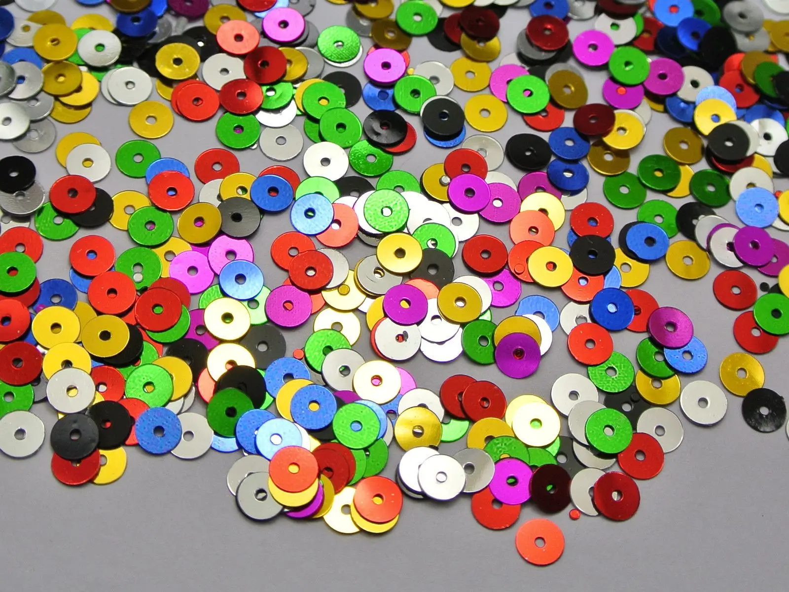 

8000 Mixed Color 5mm Flat Round loose sequins Paillettes sewing Wedding craft