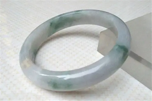 

FREE SHIPPING>>>@@ 100% NATURAL CERTIFICATION GRADE A BEAUTIFUL GREEN JADEITE BRACELET 57.6MM NEW