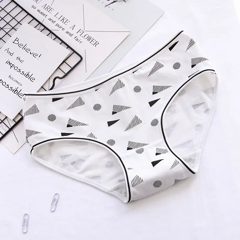 lady-breathable-underpants-14