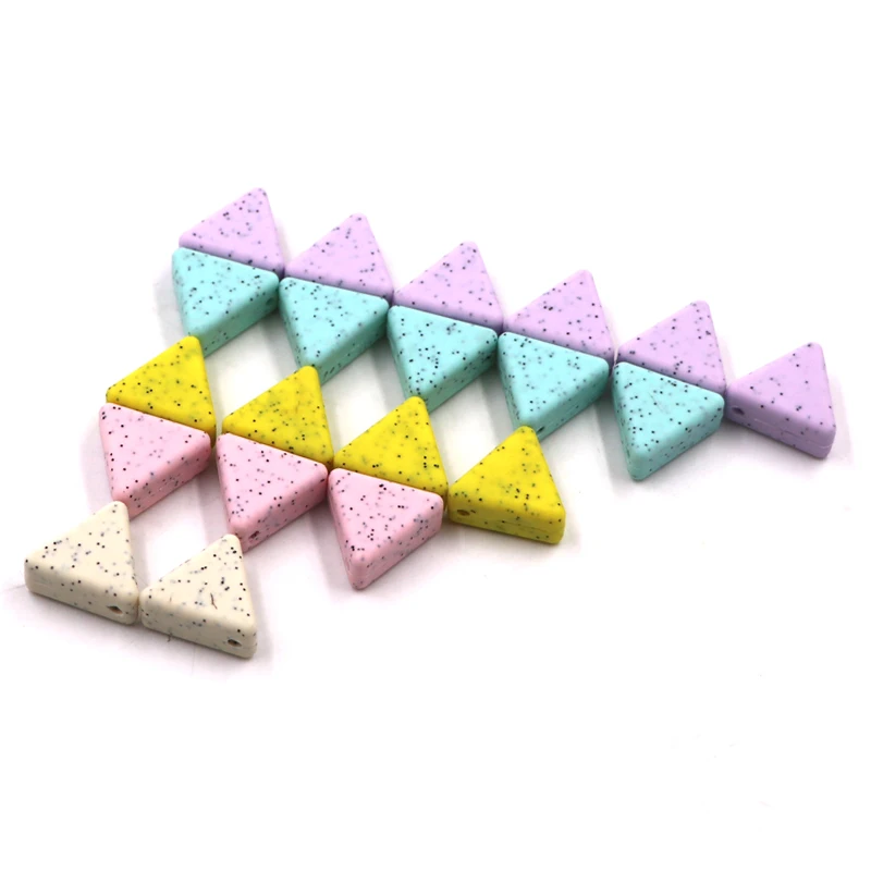 

Triangle Shaped 50 pcs BPA Free Silicone Beads Baby Teether DIY Baby Chewable Teething Necklace Accessories Tooth Care Products