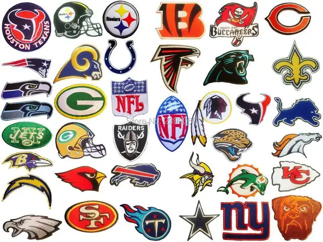 NFL, 32 Team National Football league team logo patches. Embroidered