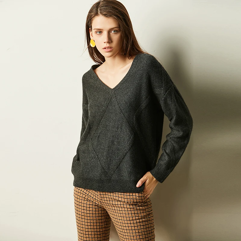 

Large V-neck Autumn Cashmere Sweater Female Loose Retro Knit Pullover Women Sweater Soft Comfortable Wool Sweater Female Winter
