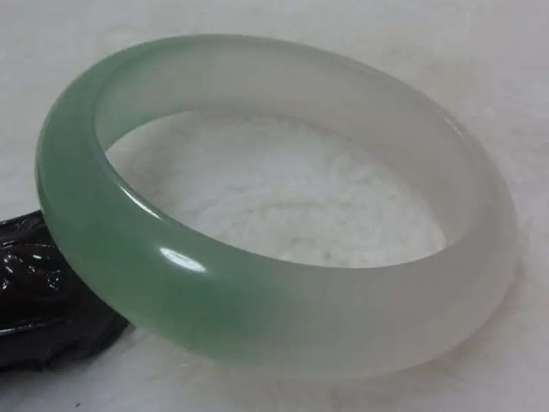 

FREE SHIPPING>>>@@ A-697 Natural Fashion Fine Beautiful White Green Gems Jade Bangle Bracelet 61mm NEW