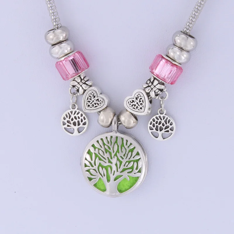 

Aromatherapy Locket Jewelry Silver Round Essential Oil Diffuser Necklace With Pads Magnetic Aroma Scent Diffuer Locket Pendant