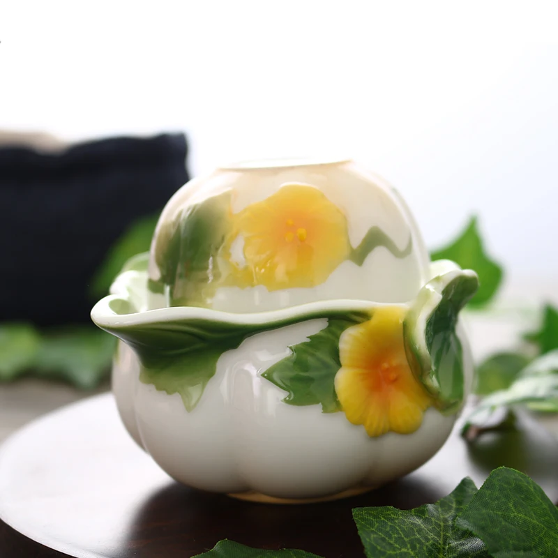 

2018 New Style Enamel Porcelain Quik Cup Portable Ceramic Pot Mug Chinese Kung Fu Drinkware Travel Tea Set 1 POT + 1 CUP