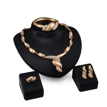 

Women Fashion Jewelry Valentine's Day Gifts Gold Filled Pendant Design Crystal Necklace+Bracelet+Ring+Earrings 4PCs Jewelry Set