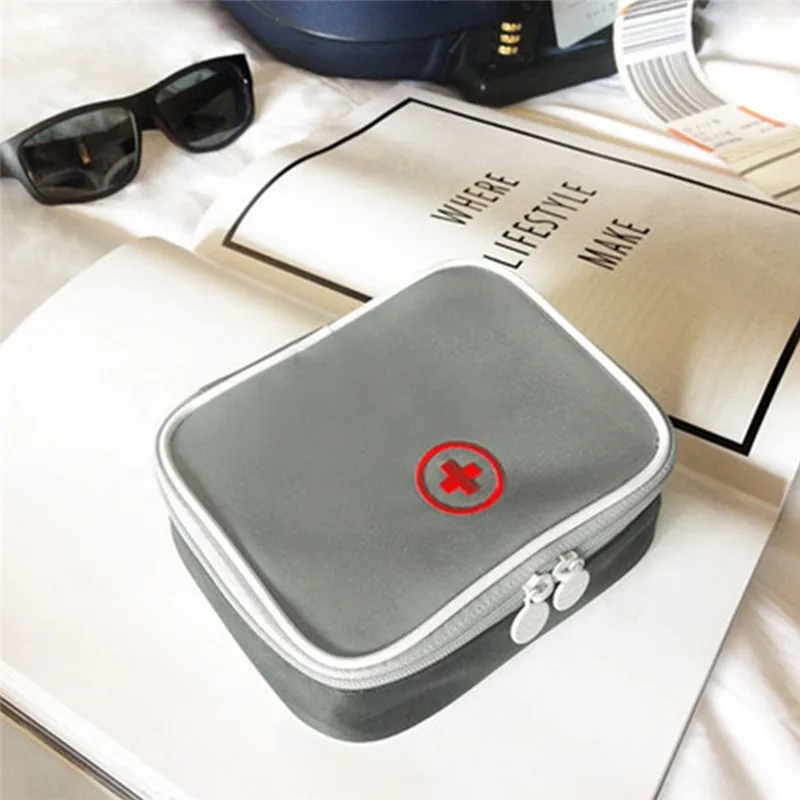 Travel Accessories Portable Makeup First Aid Kit Organizers Emergency Cotton Fabric Medicine Bag Pill Case Splitters Box