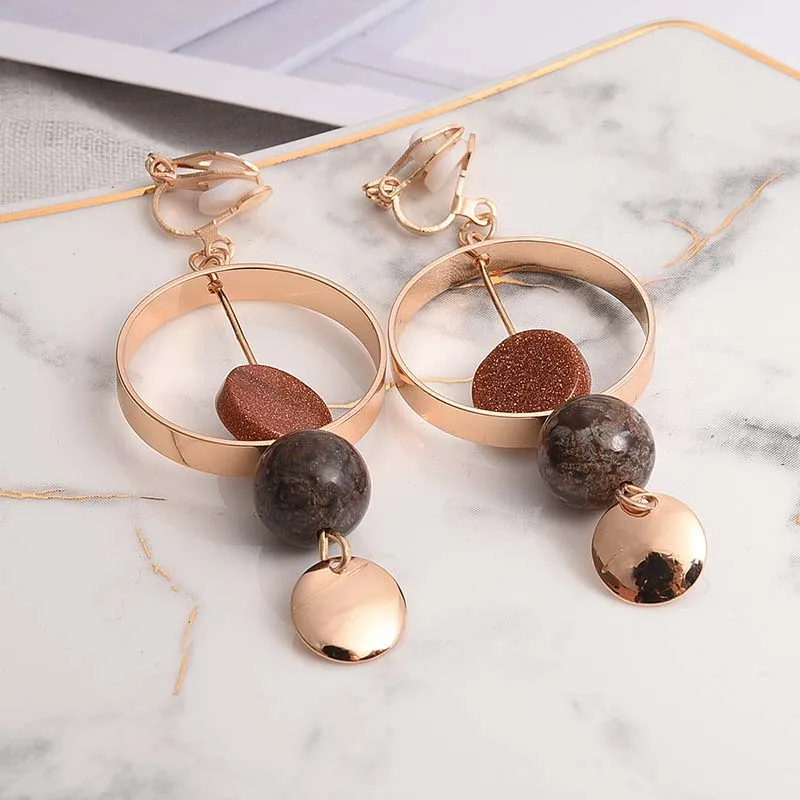 Модные золотые серьги клипсы большие круглые бусины Howllo из натурального камня с