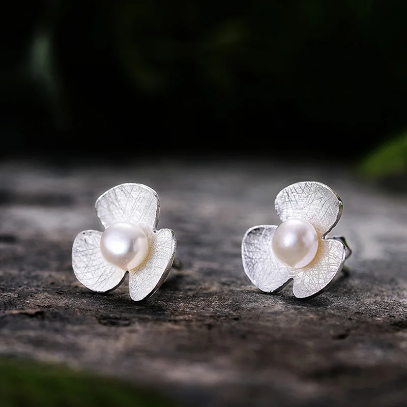 Lotus Fun реальные стерлингового серебра 925 натуральный жемчуг ручной работы Fine Jewelry Симпатичные свежий цветок клевера серьги для женщин brincos - Цвет камня: Серебристый