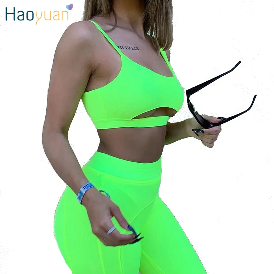 HAOYUAN النيون مثير اثنين من قطعة مجموعة رياضية المحاصيل أعلى و السائق السراويل نادي تتسابق مهرجان مطابقة مجموعات ملابس الصيف للنساء HAOYUAN النيون مثير اثنين من قطعة مجموعة رياضية المحاصيل أعلى و السائق السراويل نادي تتسابق مهرجان مطابقة مجموعات ملابس الصيف للنساء