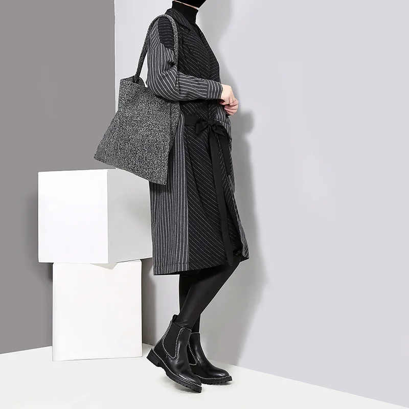 [EAM] 2019 New Spring Winter Lapel Long Sleeve Solid Color Striped Split Joint Loose Big Size Dress Women Fashion Tide JD394