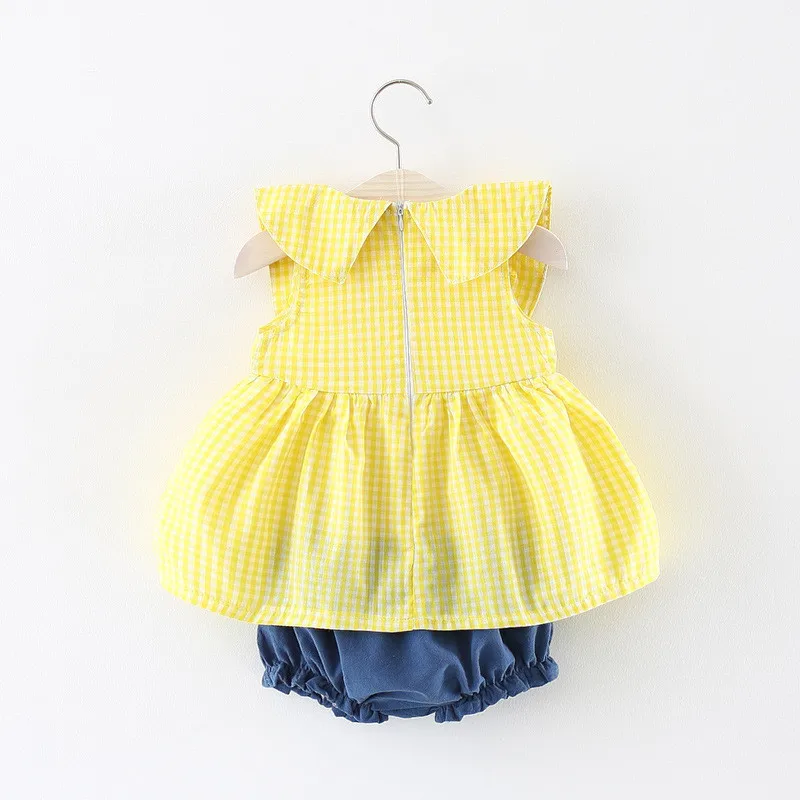 8770196738_714992449