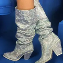 Новейшая модель; роскошные женские сапоги до колена с острым носком, украшенные кристаллами; пикантные сапоги на не сужающемся книзу массивном каблуке; женские рыцарские сапоги без застежки; сапоги со стразами