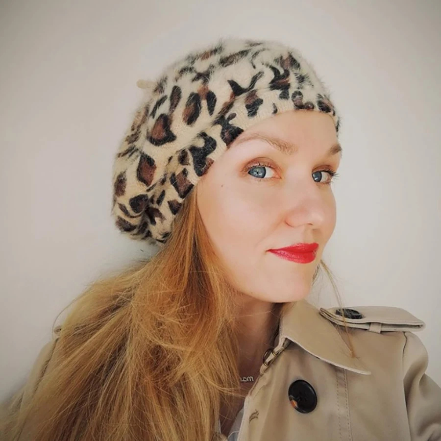 

Women Sexy Leopard Beret Beanie Soft Rabbit Fur Beret Spring Autumn Winter French Artist Beanie Ladies Beret Hat WH094