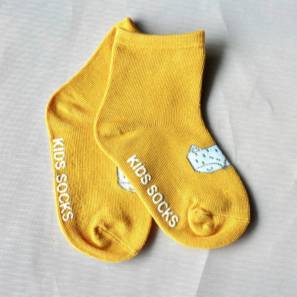 YWHUANSEN/Хлопковые носки для малышей, носки для девочек с героями мультфильмов г. Новые модные носки для мальчиков, одежда детские носки на весну, осень и зиму