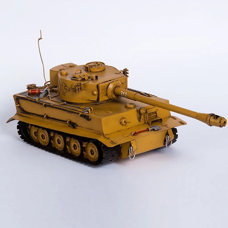 الأمريكية الرجعية المعادن المصفحة نموذج تابوت خزانة تلفزيون المنزل مقهى متجر الملابس الناعمة الزينة