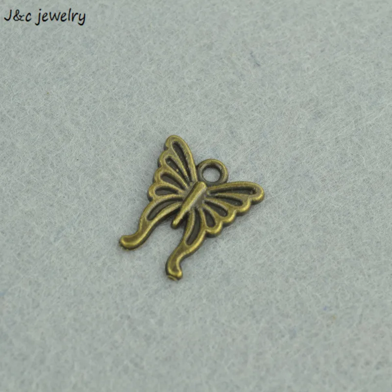 

30Pcs Zinc Alloy vintage antique bronze plated butterfly diy charms pendant 17*15mm 3238A