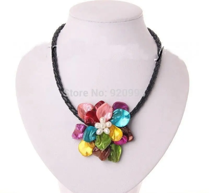 

Wholesale Free P&P****classic white baroque pearl multicolor shell flower leather necklace ##a #a