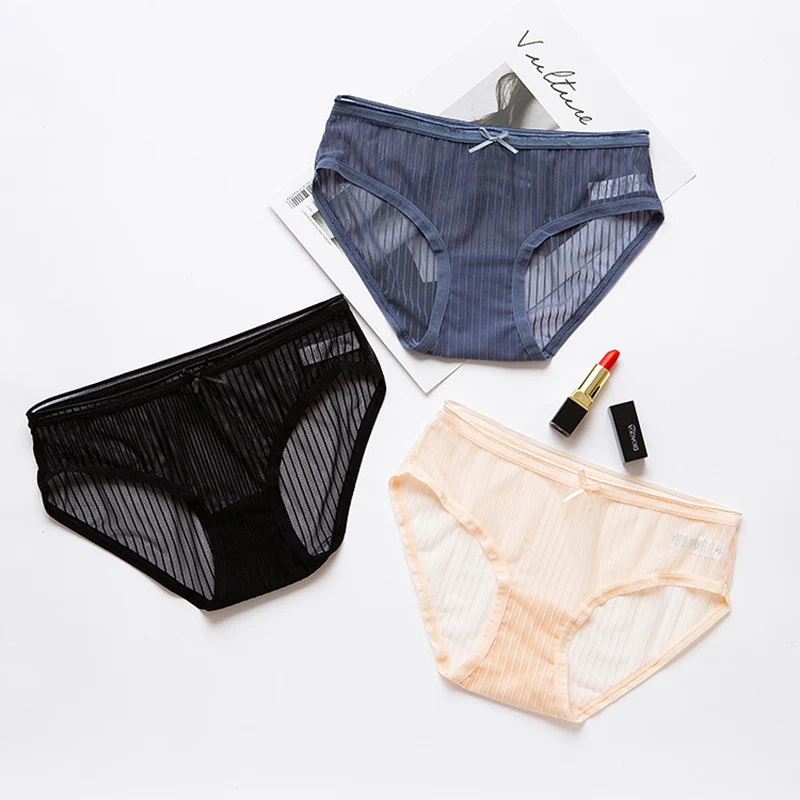 

Autumn And Winter New Underwear Ladies C85 Brushed Openwork Lace Underwear Seamless Breathable Low Waist Briefs 3Pcs/Lot I07 Z42