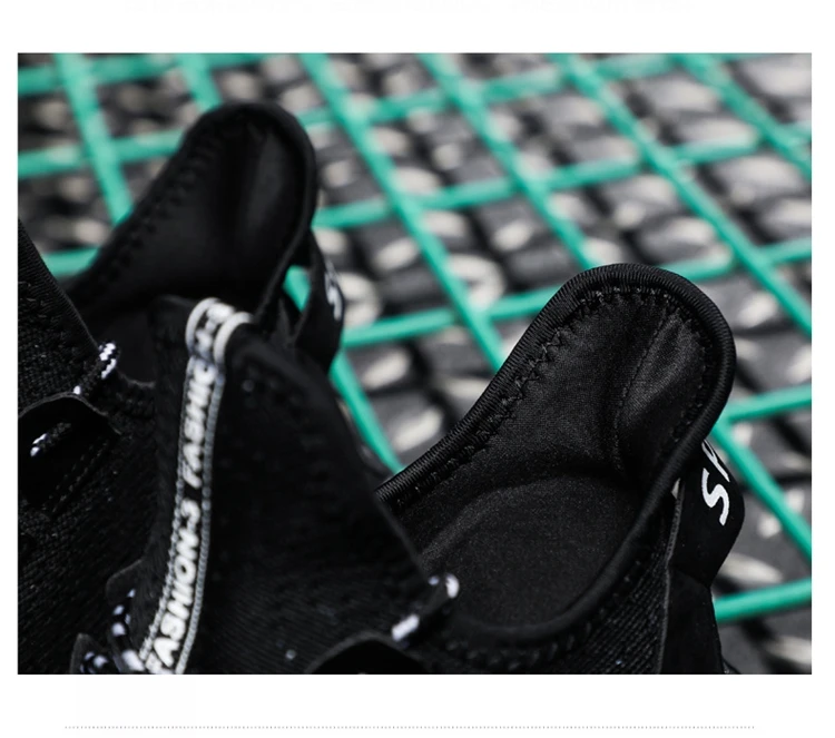 10660874667_255662581