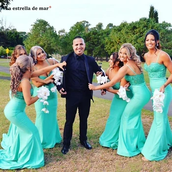 

Sexy Spaghetti 2021 Mermaid Bridesmaid Dresses Sweetheart Zipper with Button Sweep Train Satin with Top Lace Sexy Wedding Party