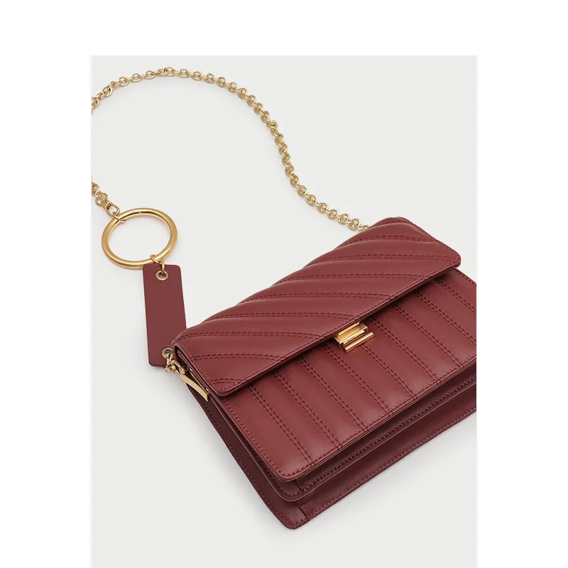 

Small public design leather small fragrant wind embroidered chain organ bag single shoulder diagonal fashion simple small