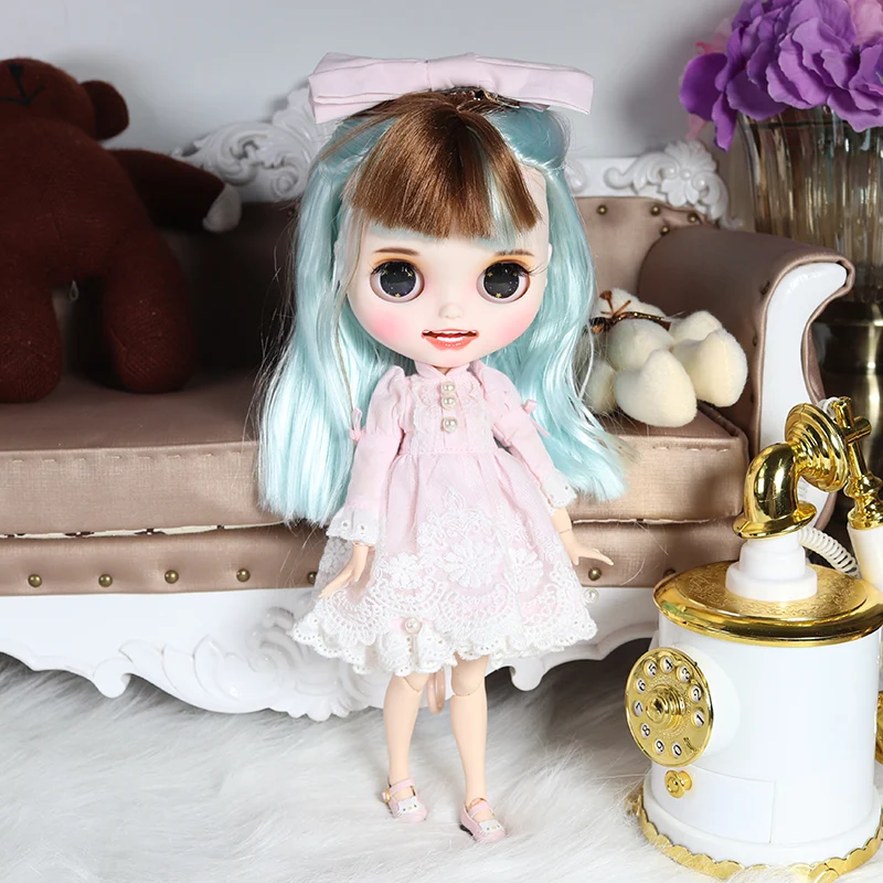 Mary - Premium Custom Neo Blythe Doll with Multi-Color Hair, White Skin & Matte Smiling Face 3