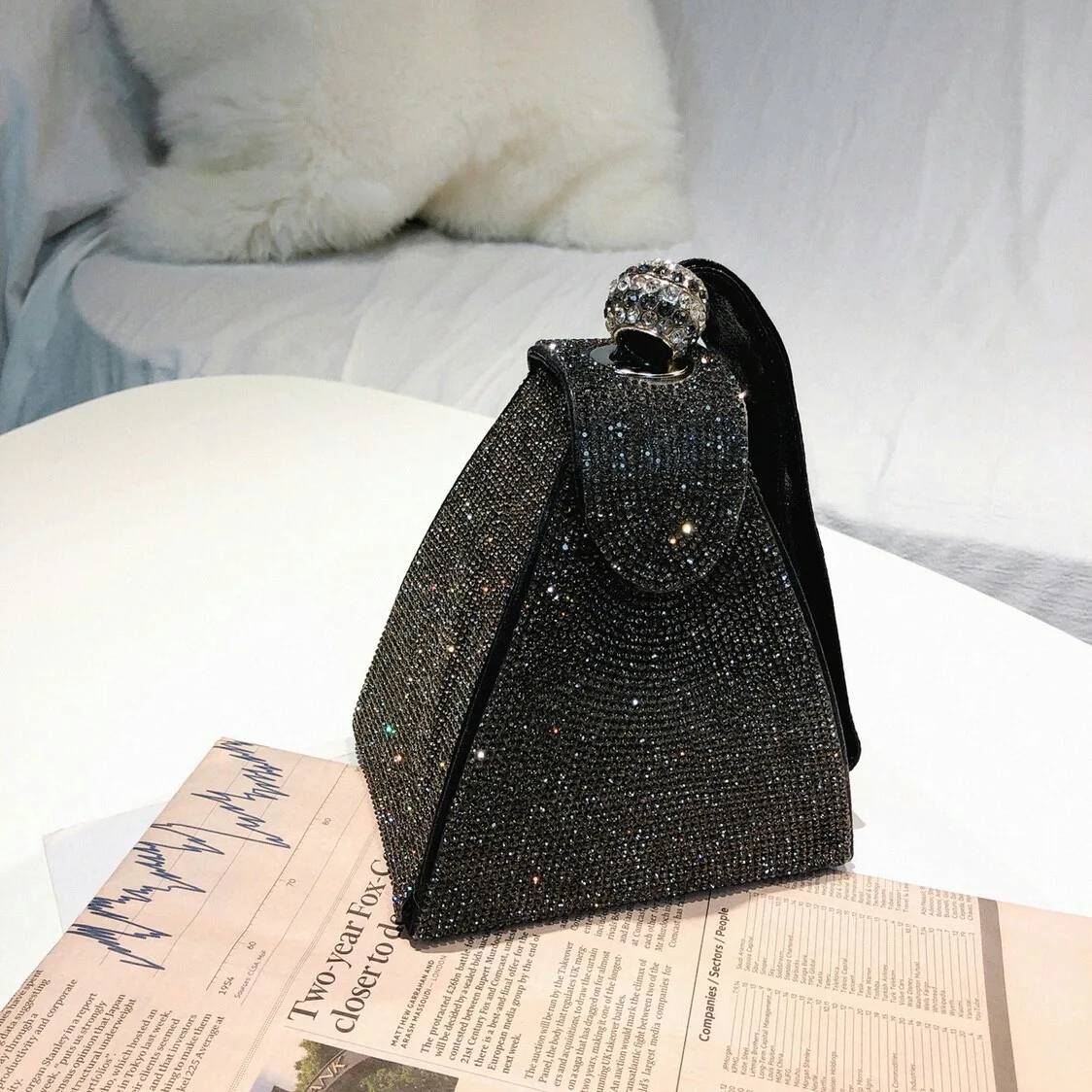 

LOVELY 2019 Spring Korea East Gate Sparkle Rhinestone Case Package Network Red Dinner Package Handbag