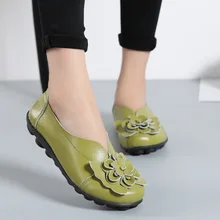 Женская Повседневная обувь из натуральной кожи; женские лоферы без шнуровки; женские мокасины на плоской подошве; женская обувь для вождения; обувь для матерей с вырезами B