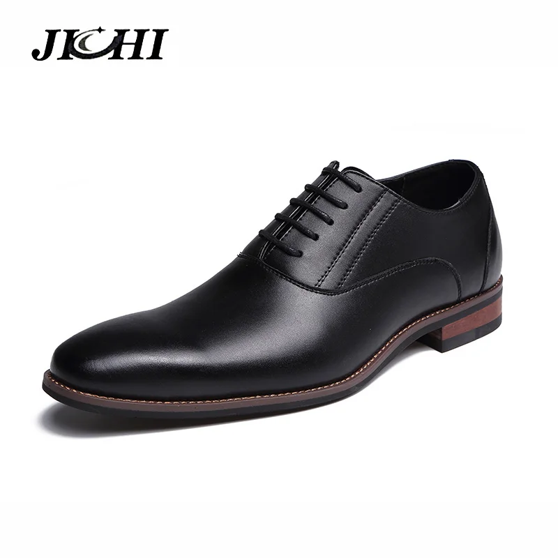 

Mens Pointy Size 39-45 Fashion Leather Men Dress Shoes Pointed Toe Bullock Oxfords Shoes Men Lace Up Designer Luxury Men Shoes
