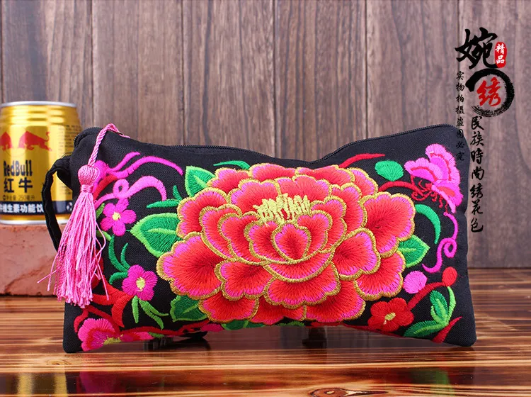 

Free Shipping!embroidery coin purse women's handbag national day trend embroidered clutch bag vintage fashion chromophous