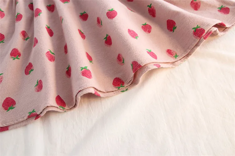 Fanfiluca Girls Dress 2018 Autumn Casual Style Girls Clothes Long Sleeve Strawberry Pattern Cotton Stand Collar Dress007