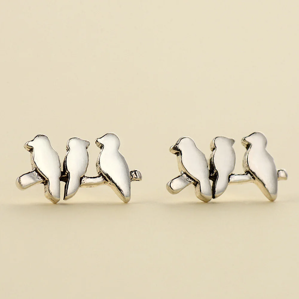 

1 Pair Lovely Silver Color Alloy Material Bird Shape Stud Earrings For Women Simple Fashion Jewelry Gift