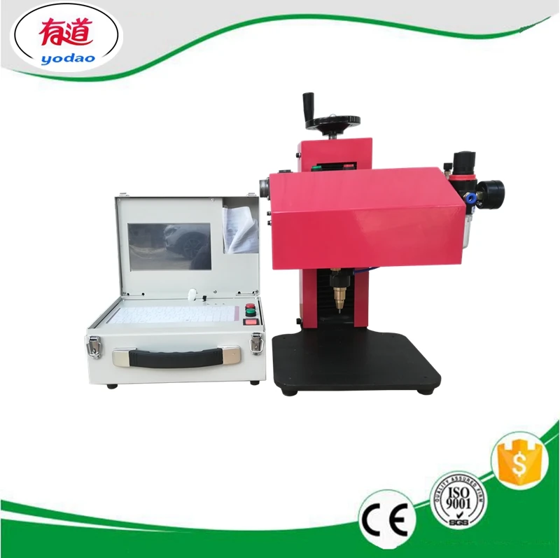 

High quality and speed mini Hand-Hold Dot Peen Marking Machine for sale 140*100mm nameplate