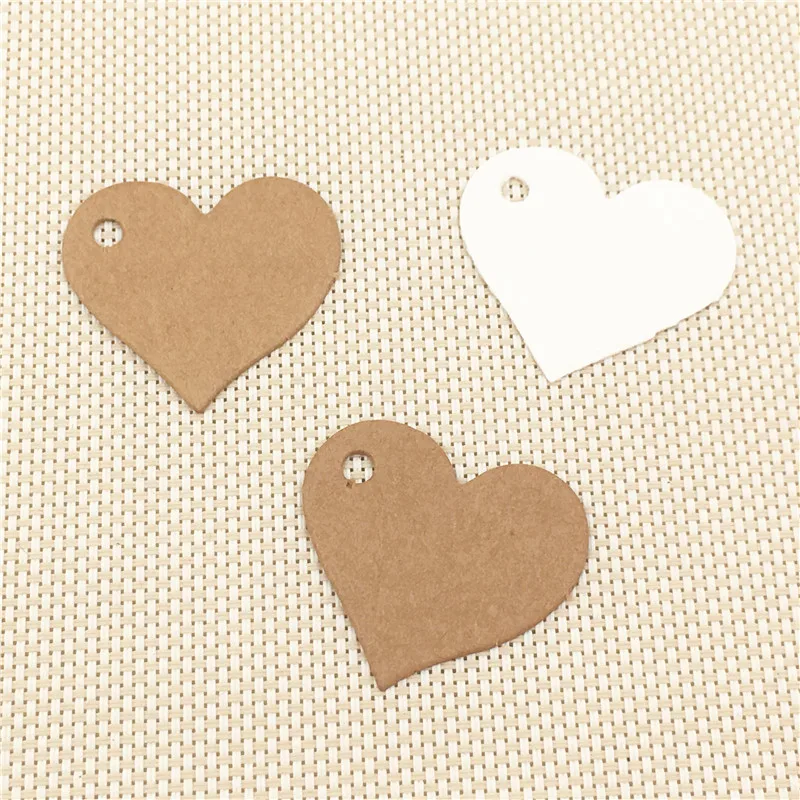 

50 Pcs 2.5x2.8cm Heart Shape Hollow Kraft Paper Card Wedding Favour Gift Tags For DIY Tag Price Label Party Candy Cake Supplies