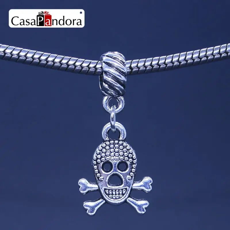 

CasaPandora Silver-colored Shape Of Skull And Crossbones Pendant Fit Bracelet Charm DIY Bead Jewelry Making Pingente Berloque