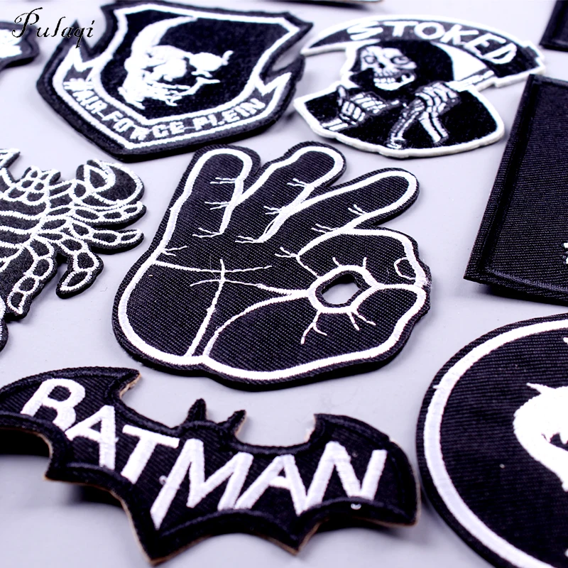

Pulaqi Black Rock Stripe Fingers Patch Embroidered Iron On Patches for Clothing Skull Badges Punk Patches Stickers Applique F