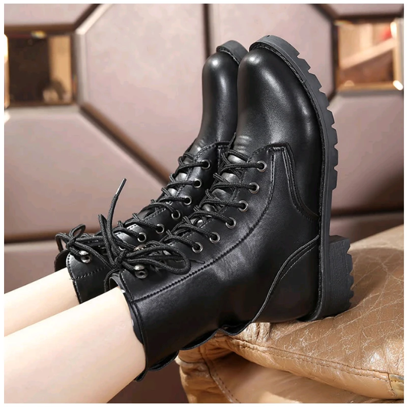 

Studded Round Head Fashion Ankle Boots Women's Military Boots Winter Warm Front Lace-up Thick Heel Middle Tube Martin Boots35-42