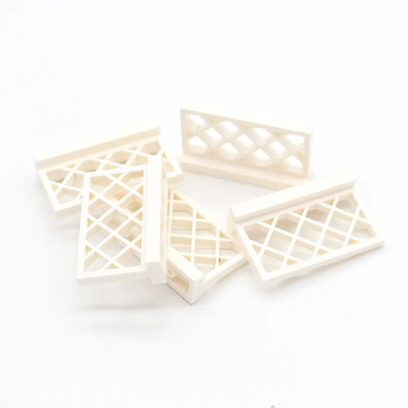 Moc سياج 1X4X2 مدينة الشارع الرؤية السكك الحديدية 3185 DIY تنوير العمالي اللبنات الطوب أجزاء متوافق مع يتجمع الجزيئات