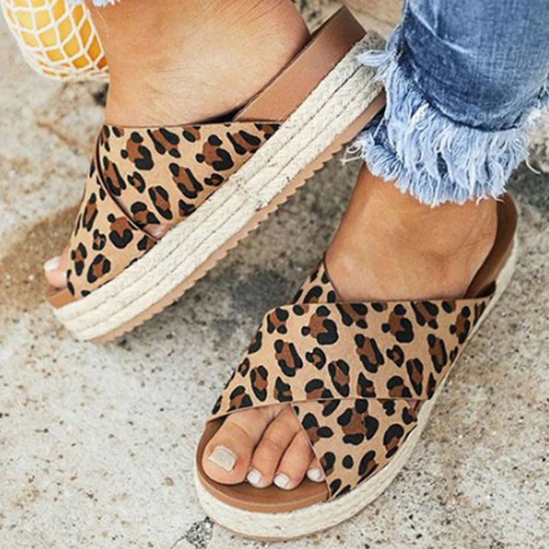 SHUJIN/пикантные леопардовые сандалии; Летние женские шлепанцы; повседневная обувь на платформе с открытым носком; женские пляжные вьетнамки; женские шлепанцы без задника - Цвет: Leopard