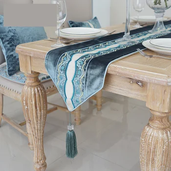 

European embroidered classical blue TV cabinet table bed flag table runner M443