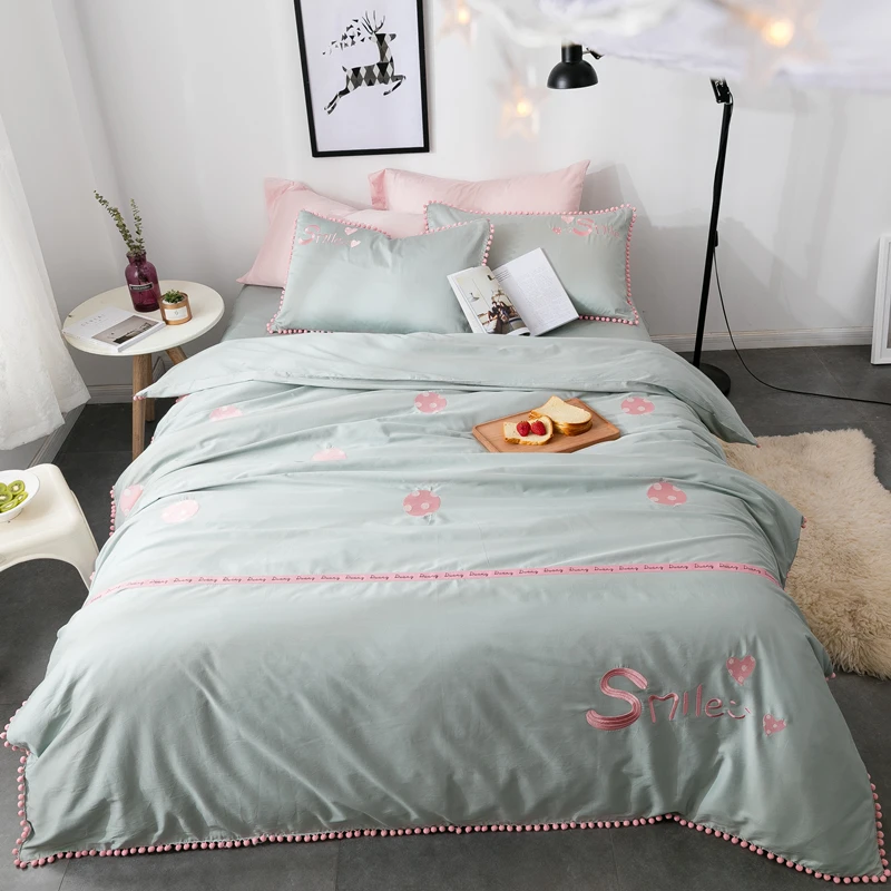 

4Pcs luxury Egypt Cotton Ice Cream Ball Bedding Set Embroidery Ribbon Duvet cover set Bed Sheet Pillowcases Queen King size