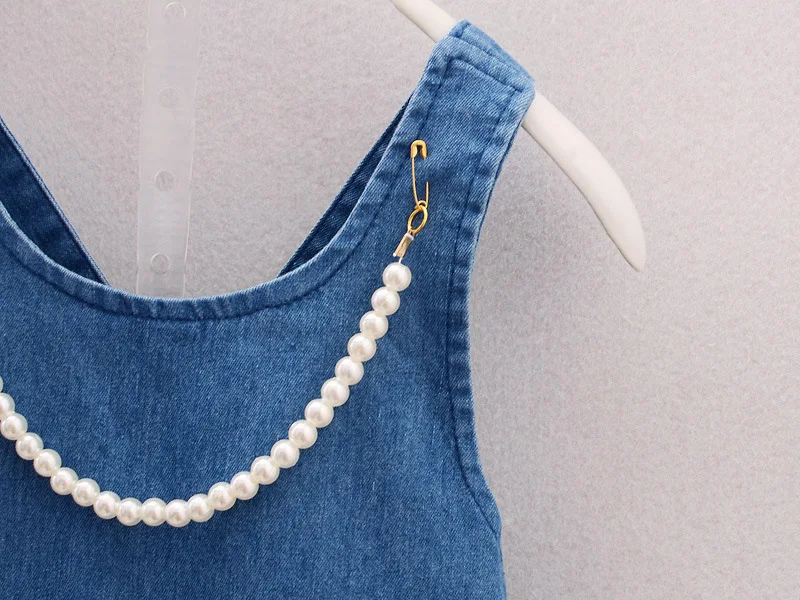 3048197234_1405619416