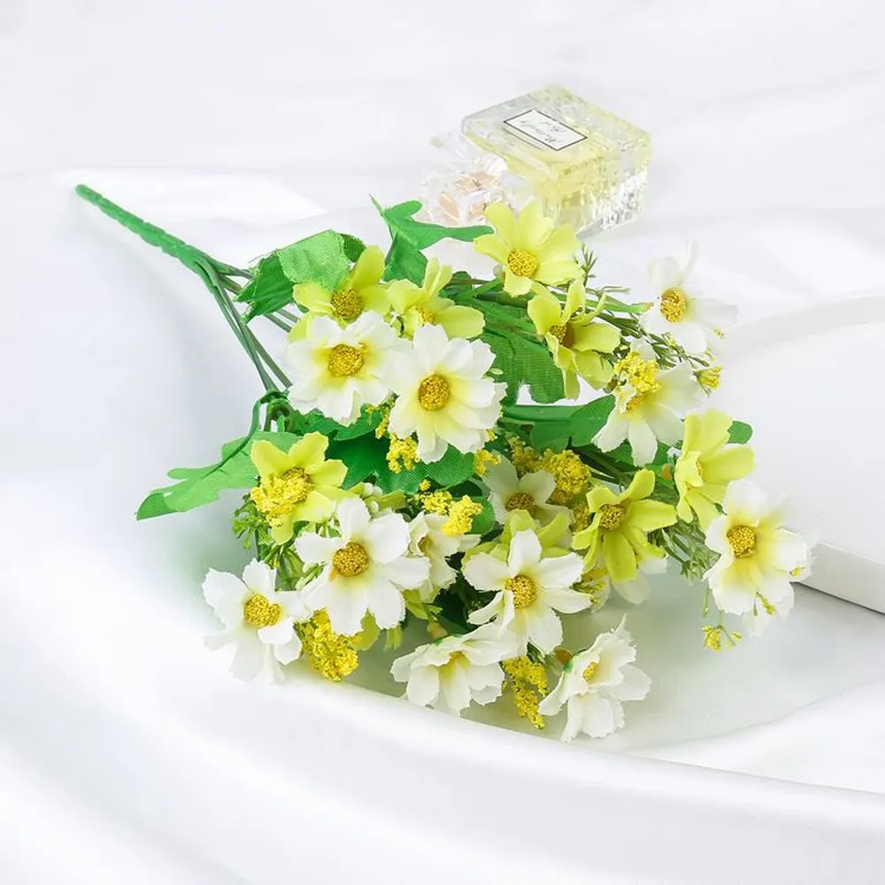 

Cute Silk Daisy Artificial One Bouquet 7 Branch 28 Heads Wedding Flower Bouquet for Room Sittingroom Table Decoration flowers